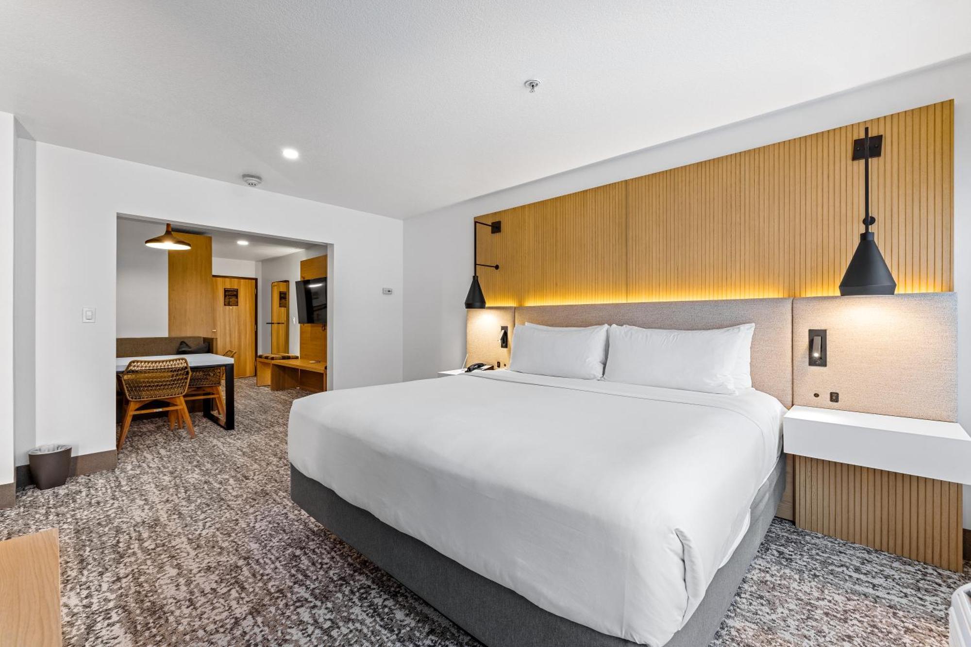 The Evergreen Hotel แม็คคอลล์ ภายนอก รูปภาพ